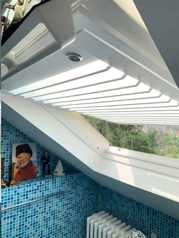 Jasno Shutters und Blinds
Velux-Shutters