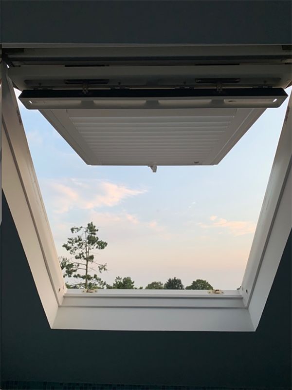 Jasno Shutters und Blinds
Velux-Shutters