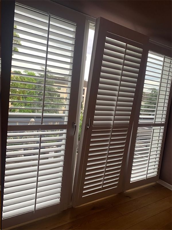 Jasno Shutters und Blinds
Shutters auf Dreh-Kipptür