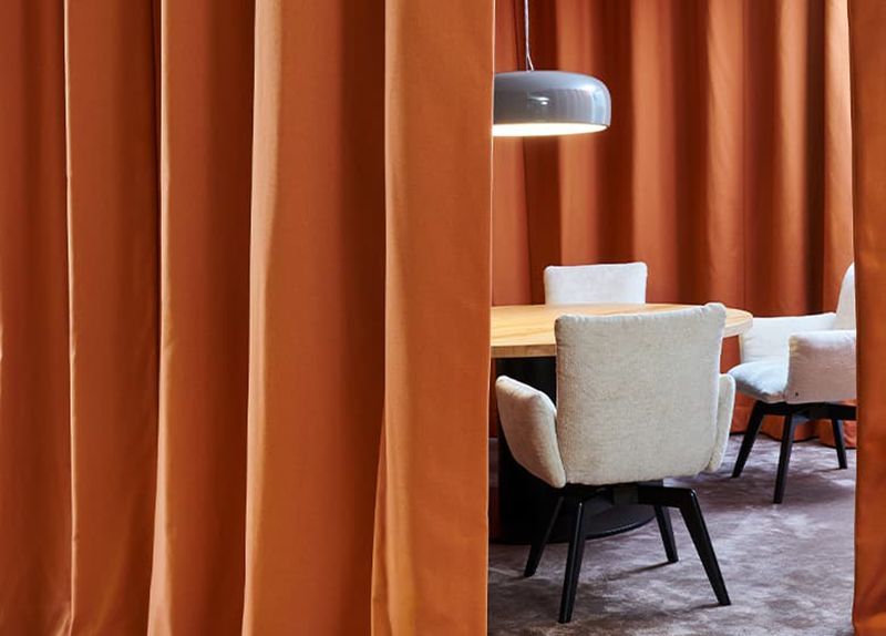 Akustische Gestaltung - Raumakustik
Store:  Silent Air JA6161-091
Brit Philipp Wohnkultur