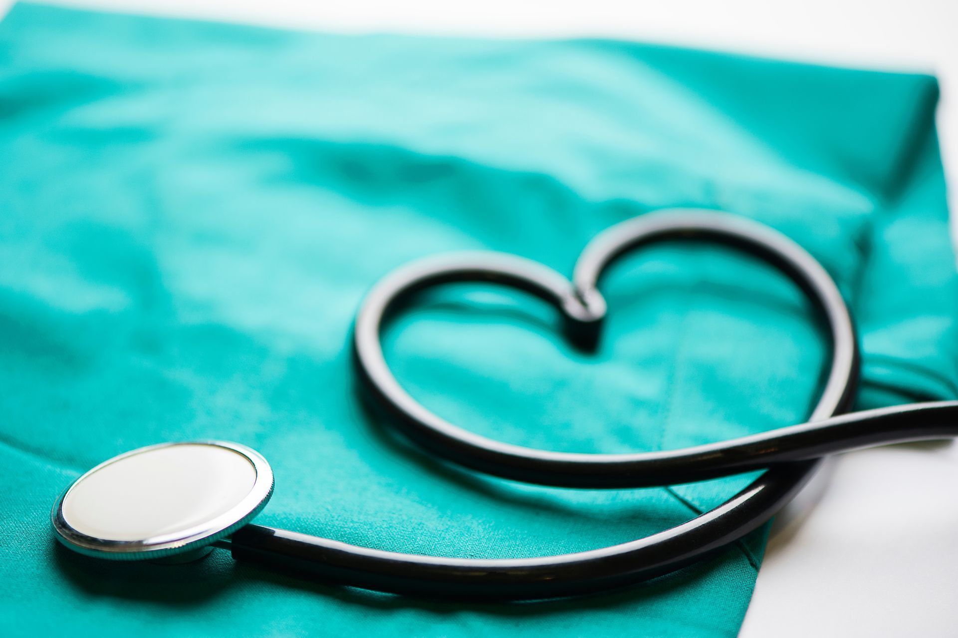 Stéthoscope en forme de cœur