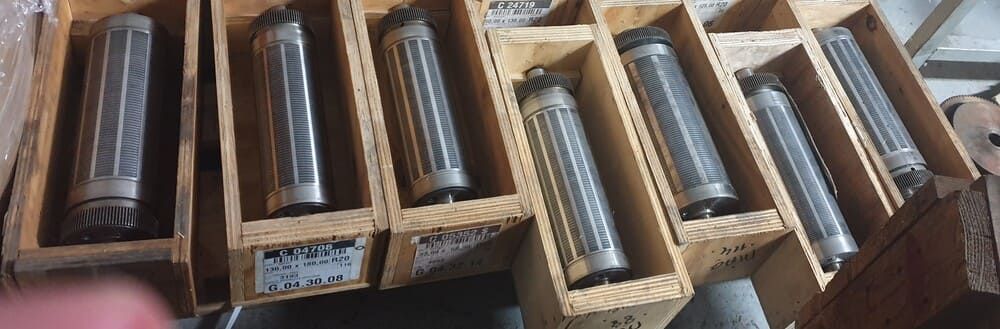 Cylindres magnétiques de support dans boite en bois