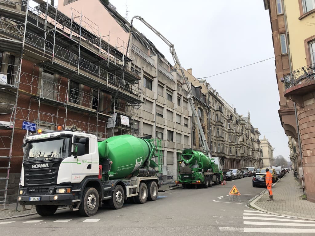COULAGE DE BETON AVEC CAMION POMPE A STRASBOURG