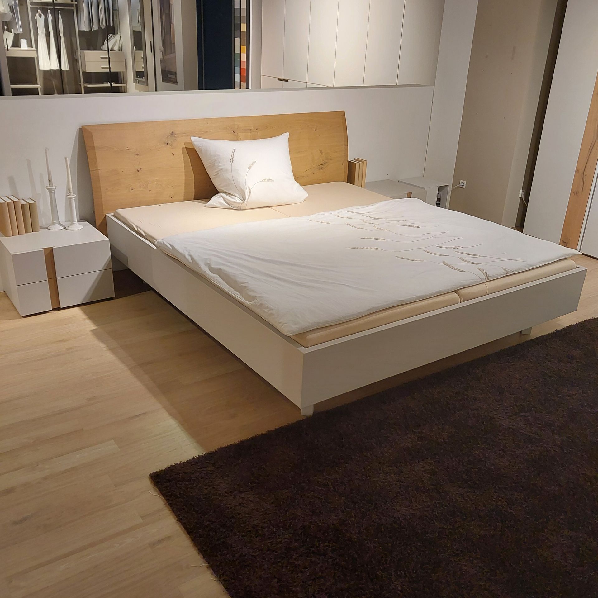 Schlafzimmer Contur 0400