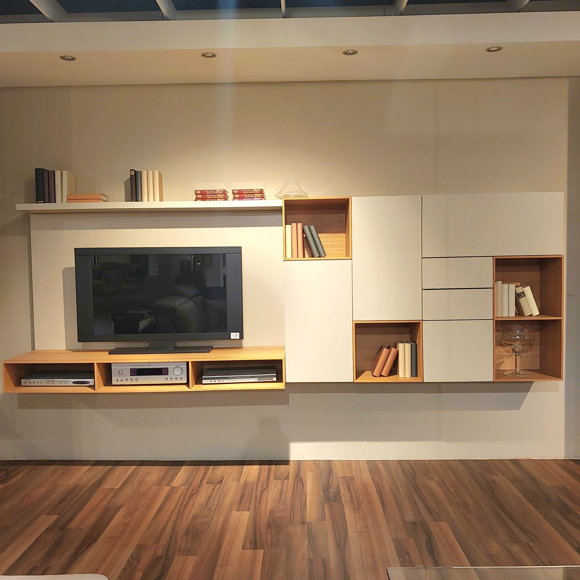 Anbauwand Contur 3900