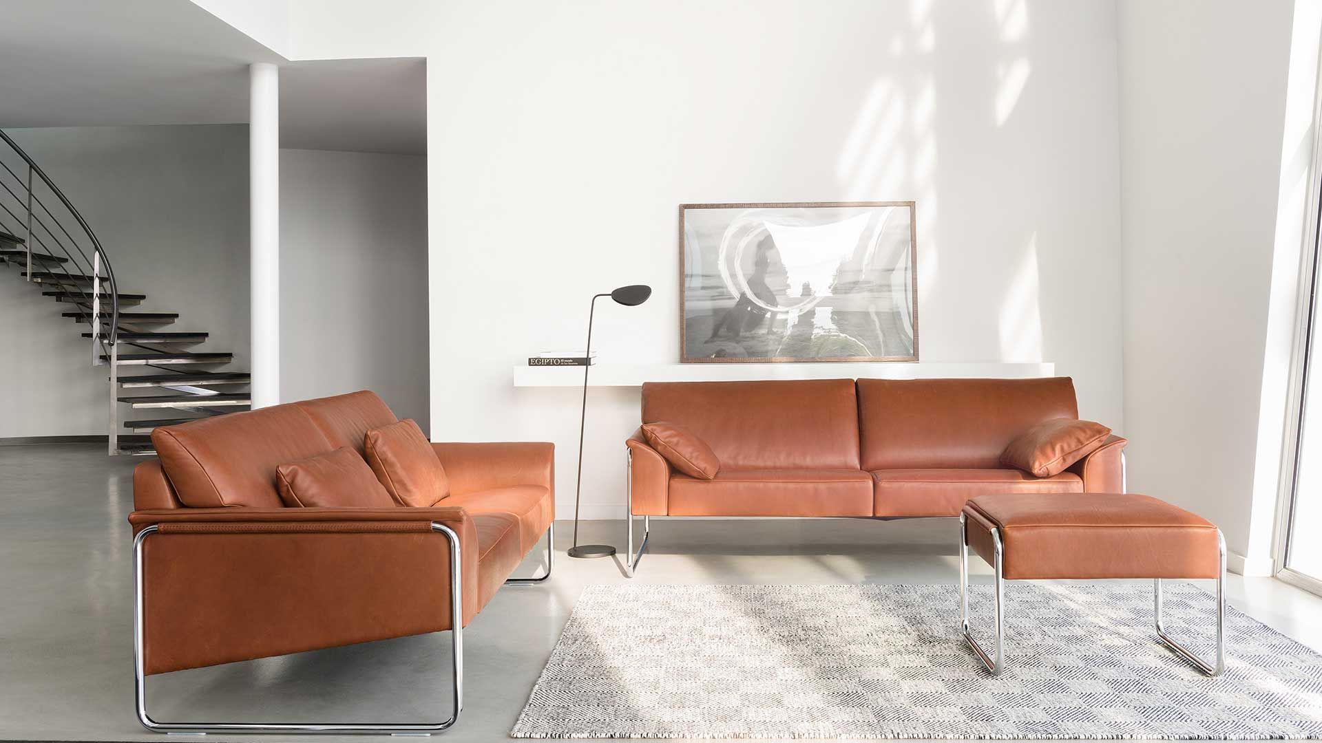 zwei rostfarbene Sofas von JORI