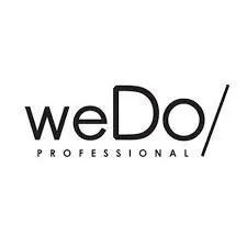 El logotipo de wedo professional es en blanco y negro.