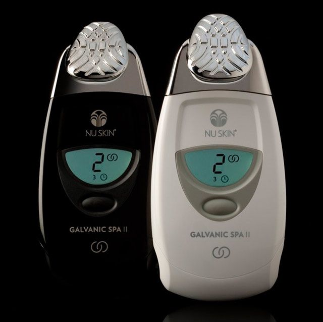 Un dispositivo galvánico spa ii en blanco y negro