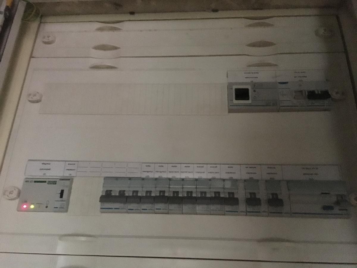 Identification des circuits avec schémas électriques
