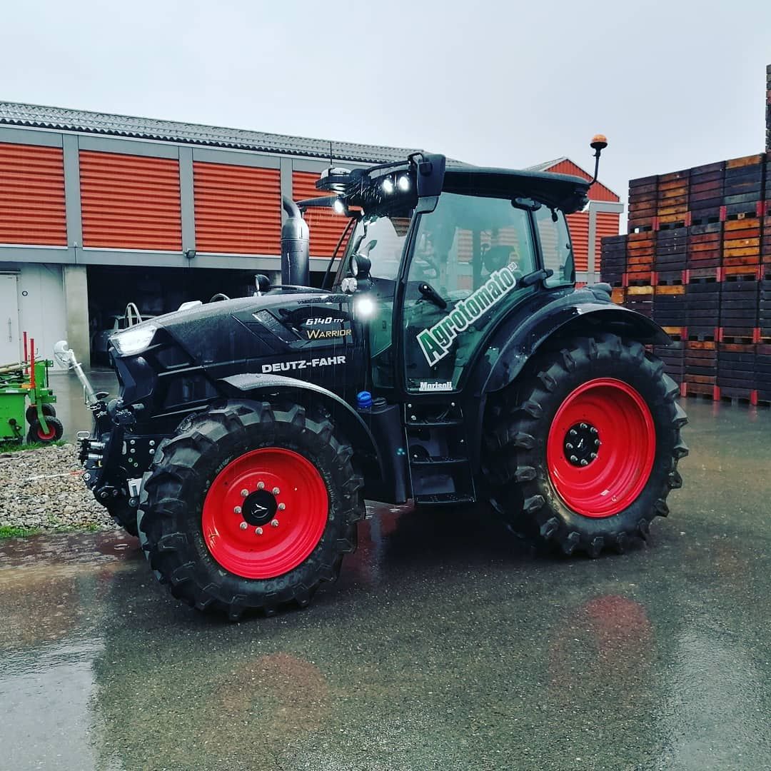 Trattore - Agrotomato SA Giubiasco