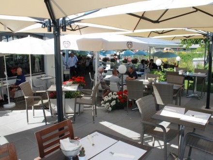 Gartenterrasse im Zentrum Restaurant-Pizzeria