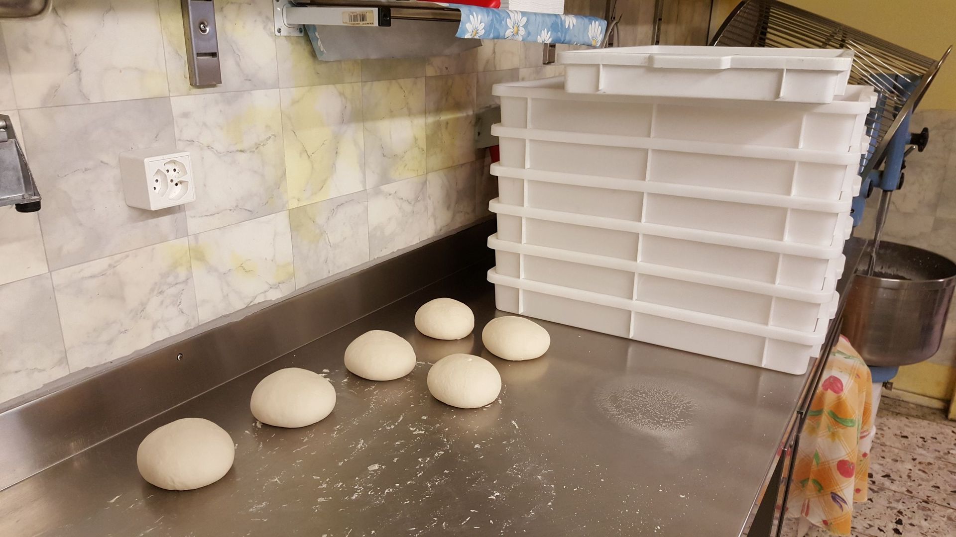 Gäste-Pizzakurier Tricolore da Francesco