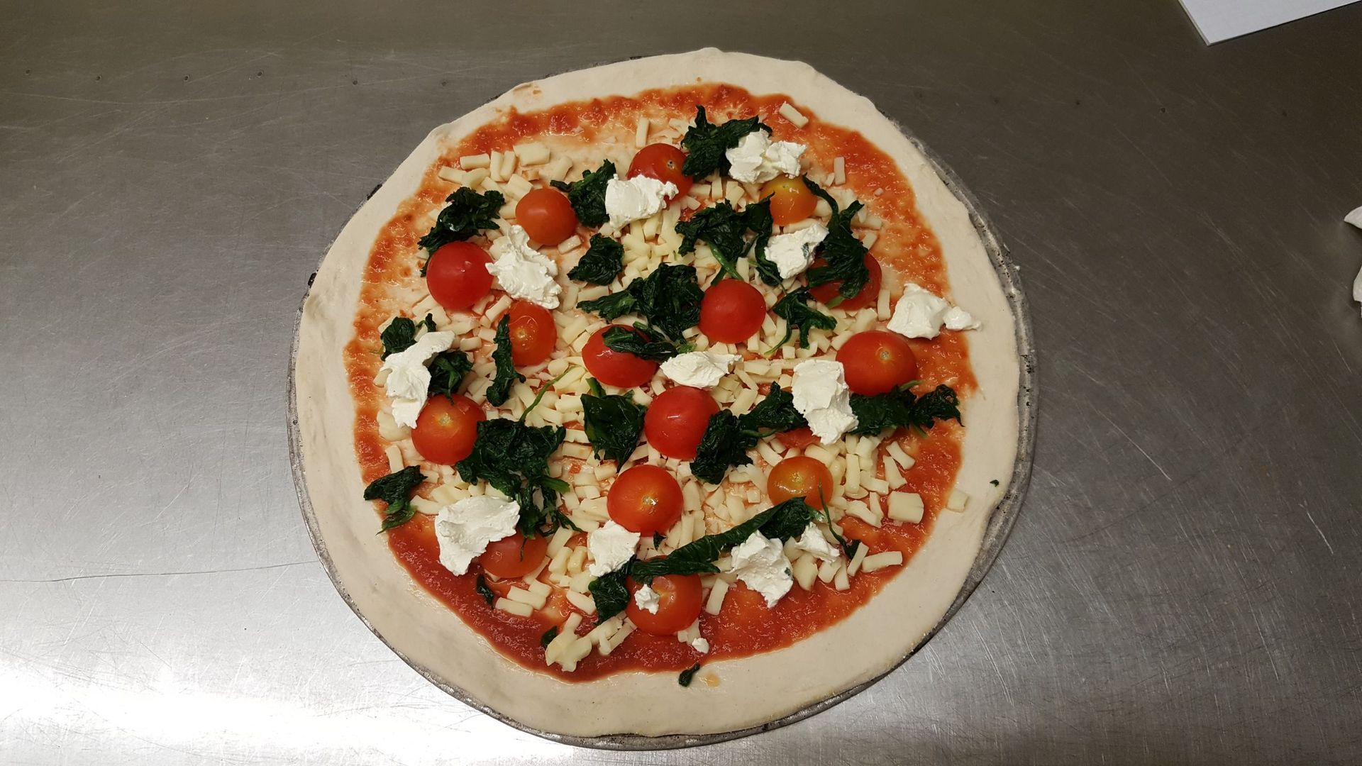 Gäste-Pizzakurier Tricolore da Francesco