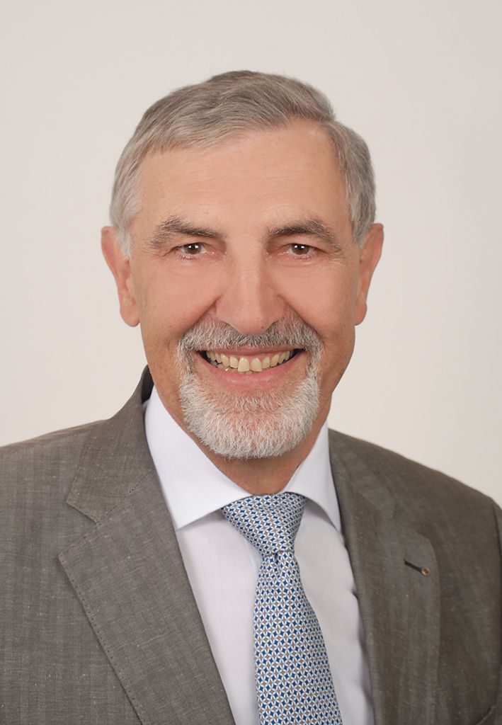 Bürodarstellung Dipl.-Ing.(FH) Jürgen Schneider Beratender Ingenieur Mitglied der Bayerischen Ingenieurekammer-Bau J. Schneider Ingenieur- und Sachverständigenbüro für Bauwesen