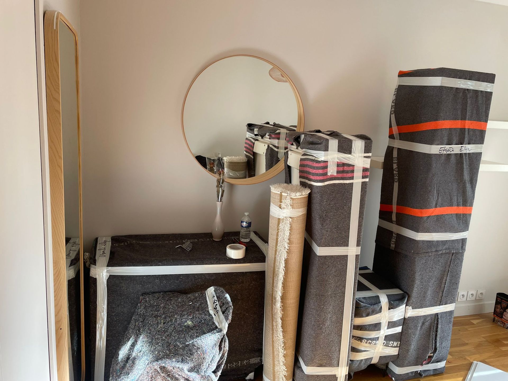 Photo d'affaires à transférer dans un garde-meuble