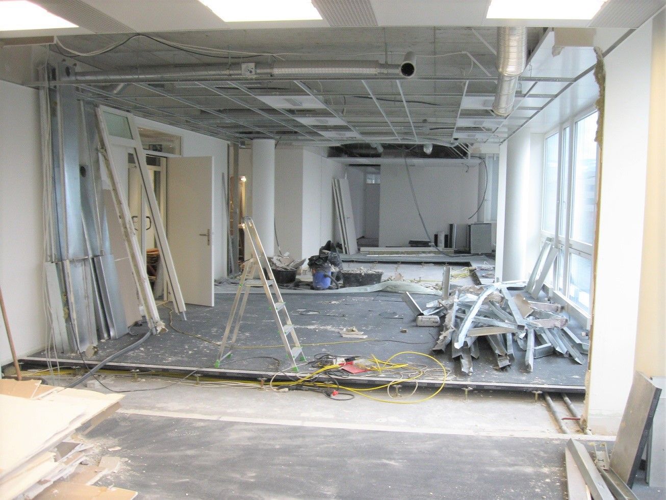 Firma: Dienstleistungs-Service B. Kneubühler GmbH | Hünenberg