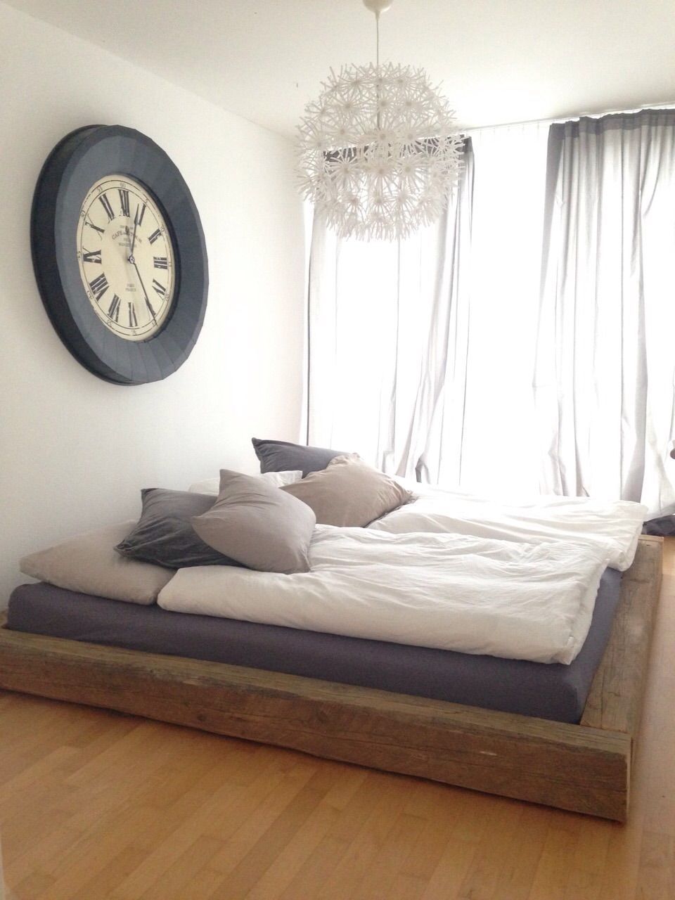 Schlafzimmer | Dienstleistungs-Service B. Kneubühler | Bauleitung, Umbau, Bauprojekte, Auskernung, Gartenbau | Kanton Zug