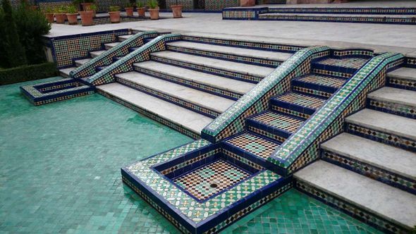 Escalier multicouleur