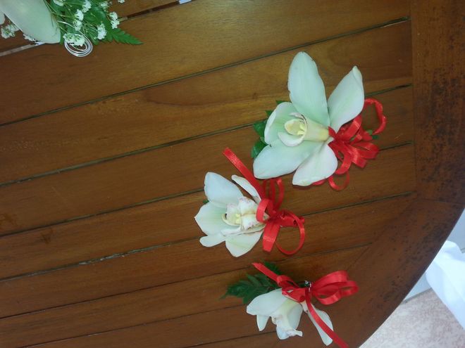 Nous apportons des décorations florales selon les circonstances