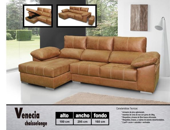 Un sofá seccional marrón con la palabra Venecia escrita en él.