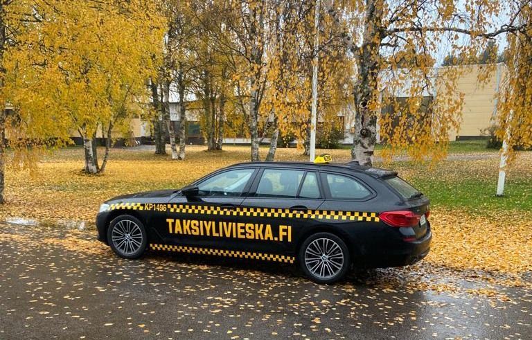 taksiylivieska