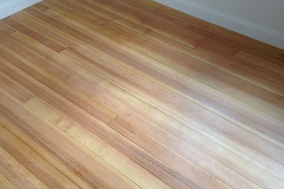 Pitchpine-Boden nachher, Boden- und Wandbeläge Th. Keller