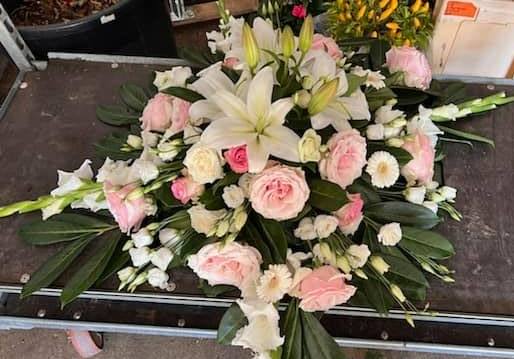 Bouquet composé pour un deuil