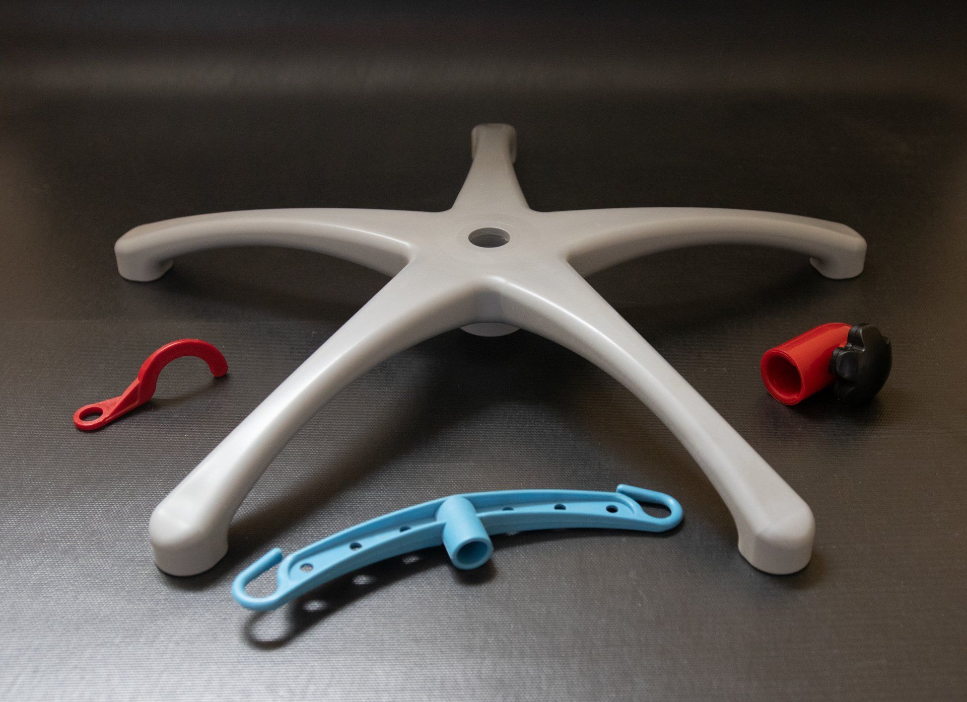 Composants plastiques pour pied à perfusion