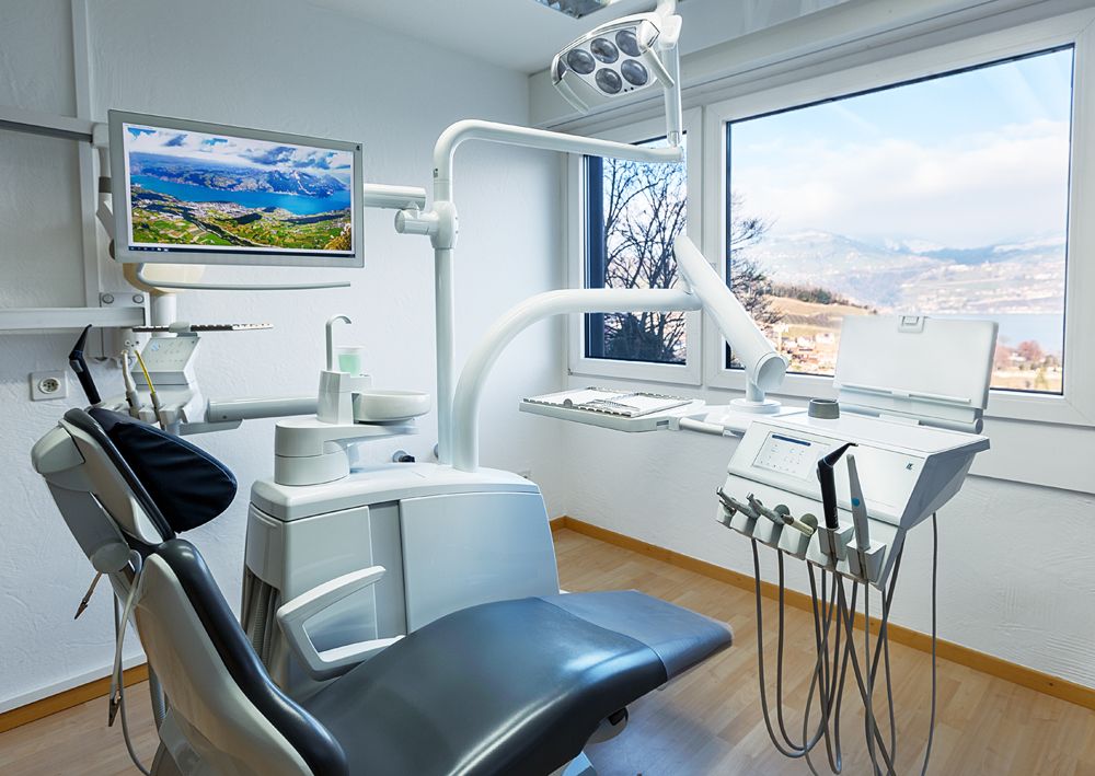 Zahnarztpraxis Spiez AG - Behandlungsraum