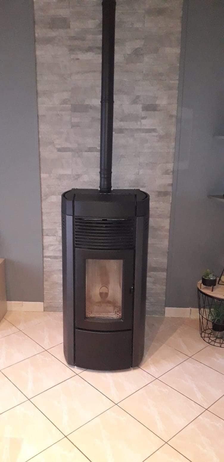 Installation : poêle à granulés MCZ