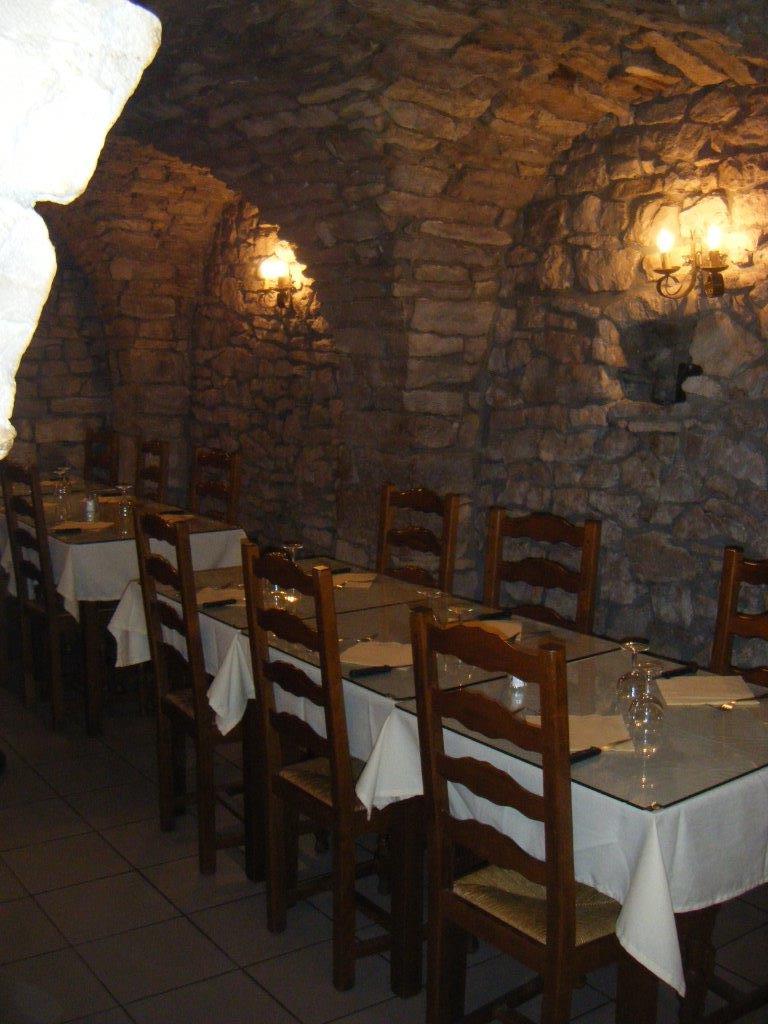 Le Caveau à Baume-les-Dames (25) - restaurant cave voutée
