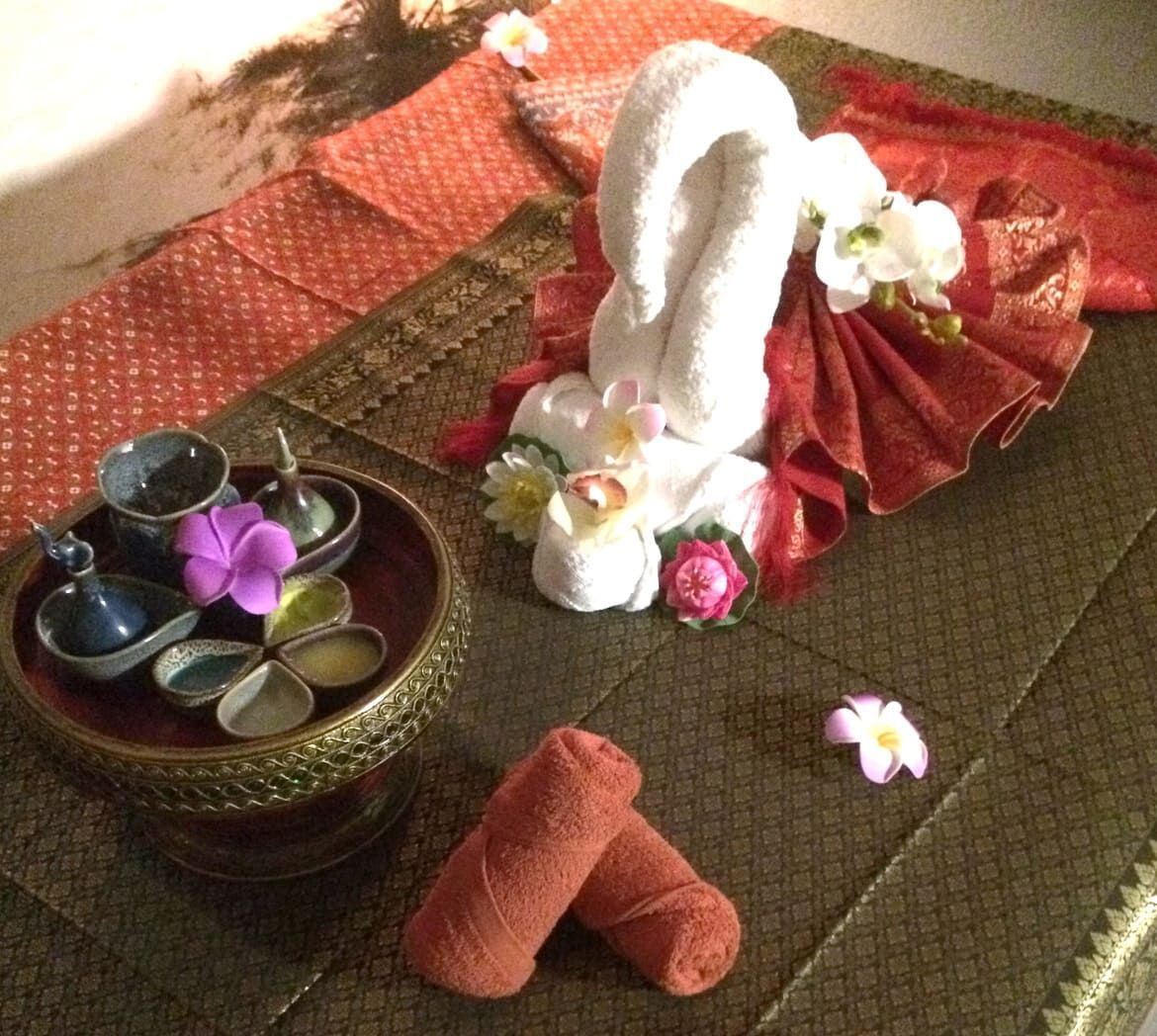 Utensilien für Thai Massage