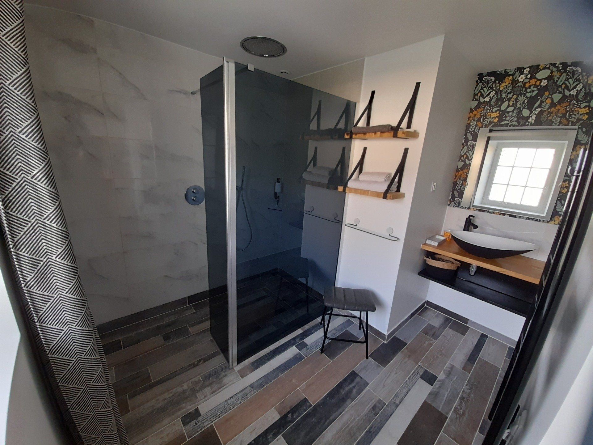 Douche italienne, robinetterie