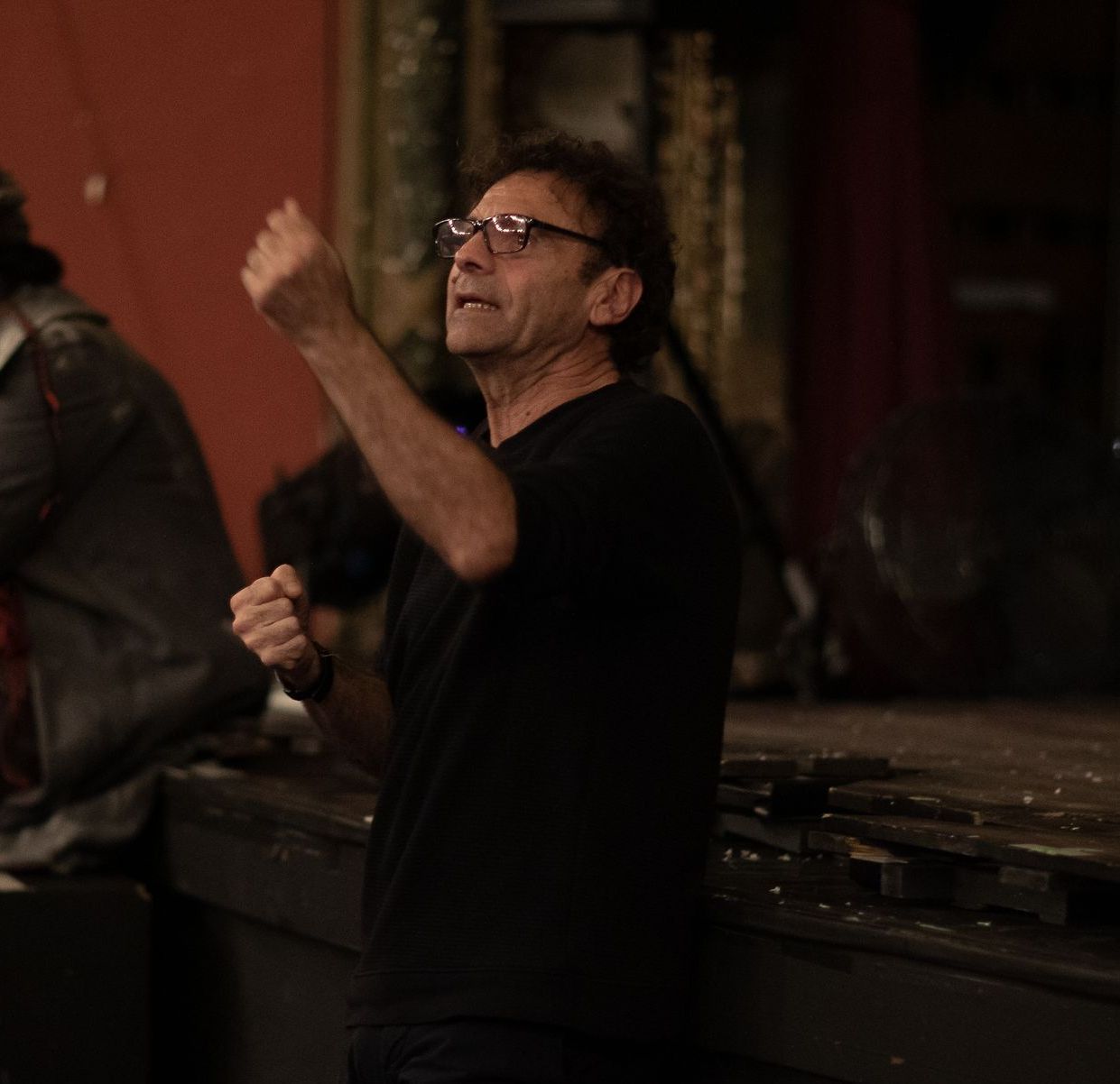 Sarkis Tcheumlekdjian , responsable de la pédagogie de l'école Premier Acte