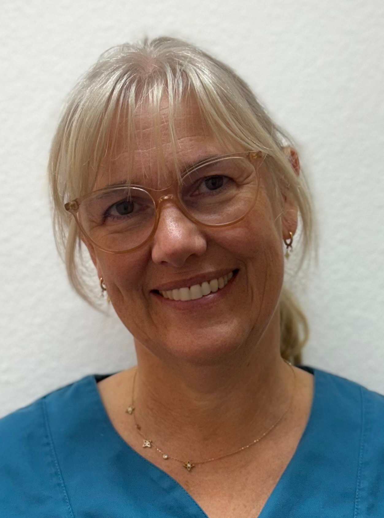 Sabine Navet, Dentist at Cabinet Dentaire Bourg-en-Lavaux, Cully