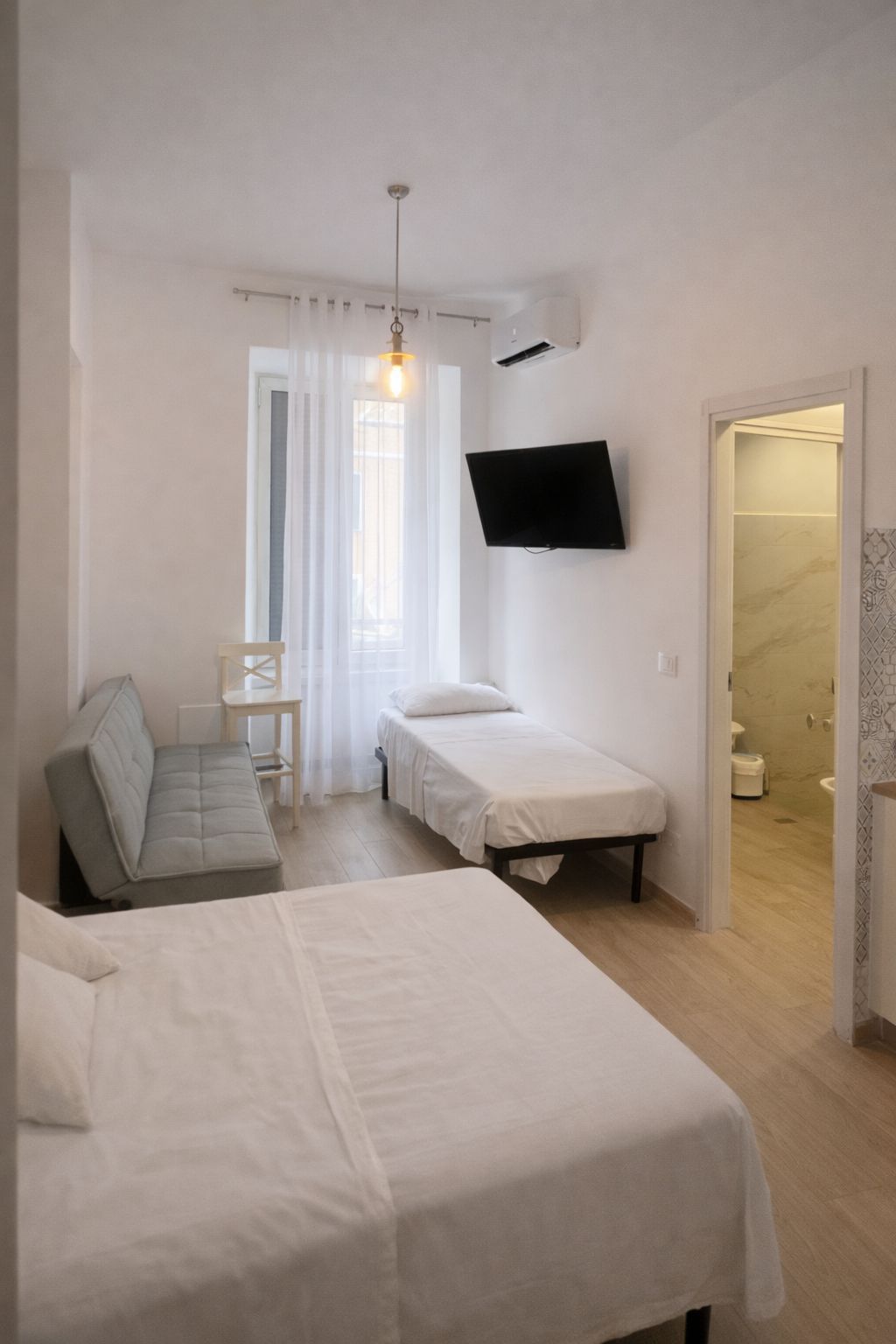 Domus Turno by Local Domus