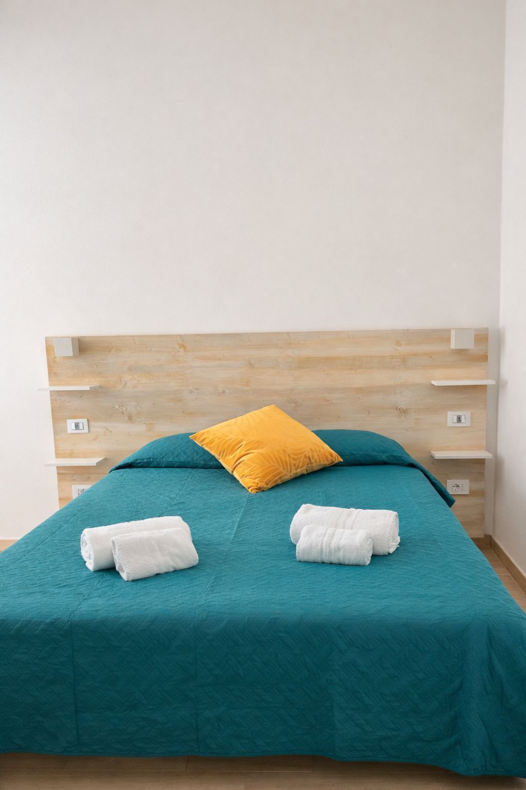 Domus Turno by Local Domus