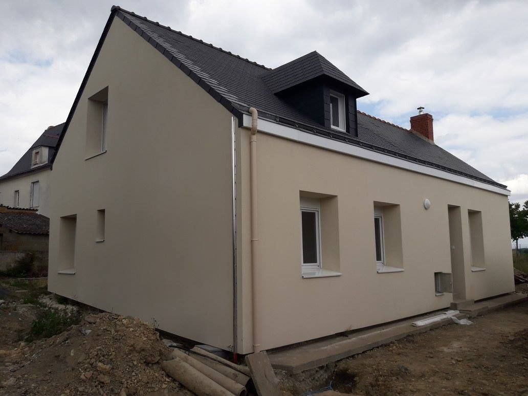 Rénovation complète avec isolation extérieure et finition en enduit gratté
