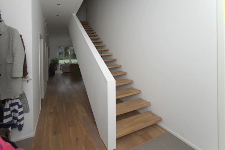 Bolzentreppe aus Holz