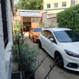 Eingang der Werkstatt