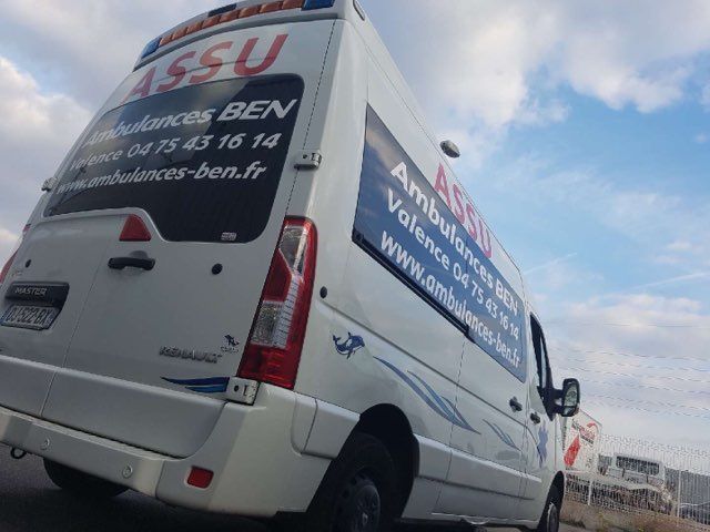 Ambulance vue de côté