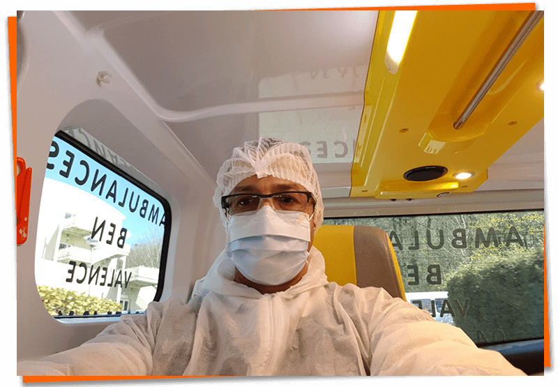 Ambulancier en intervention