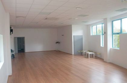 Une salle disponible à la location