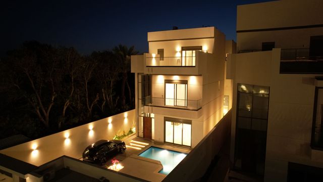 Al-Morjan Villa