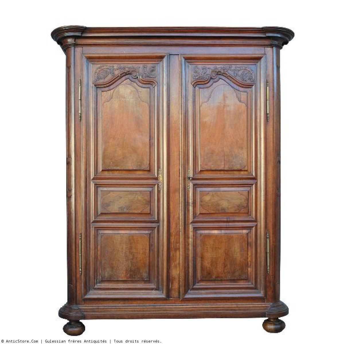 Horloge vintage avec dorure sur pieds 