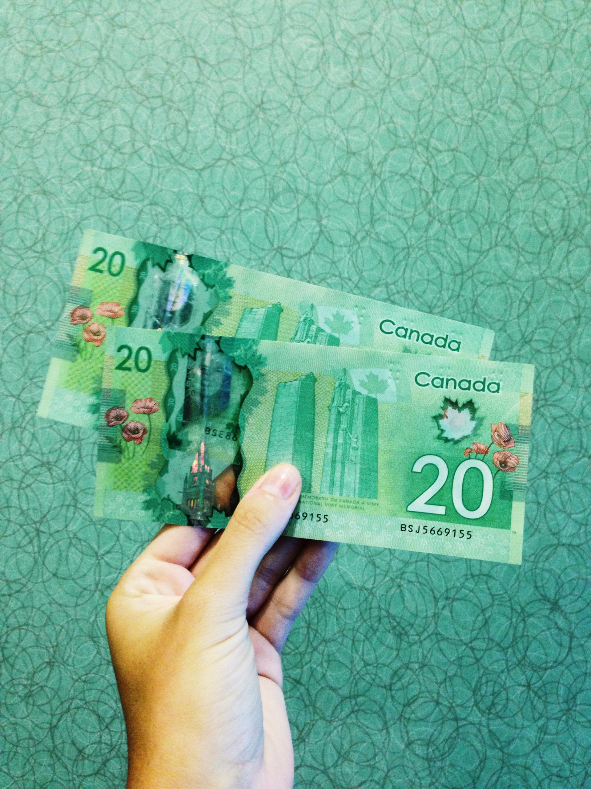 Des billets canadiens de 20 dollars