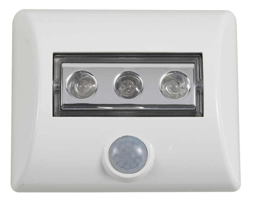 Una lámpara de pared blanca con sensor de movimiento.