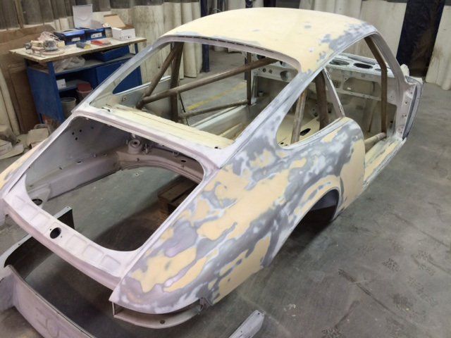 Carrosserie voiture ancienne