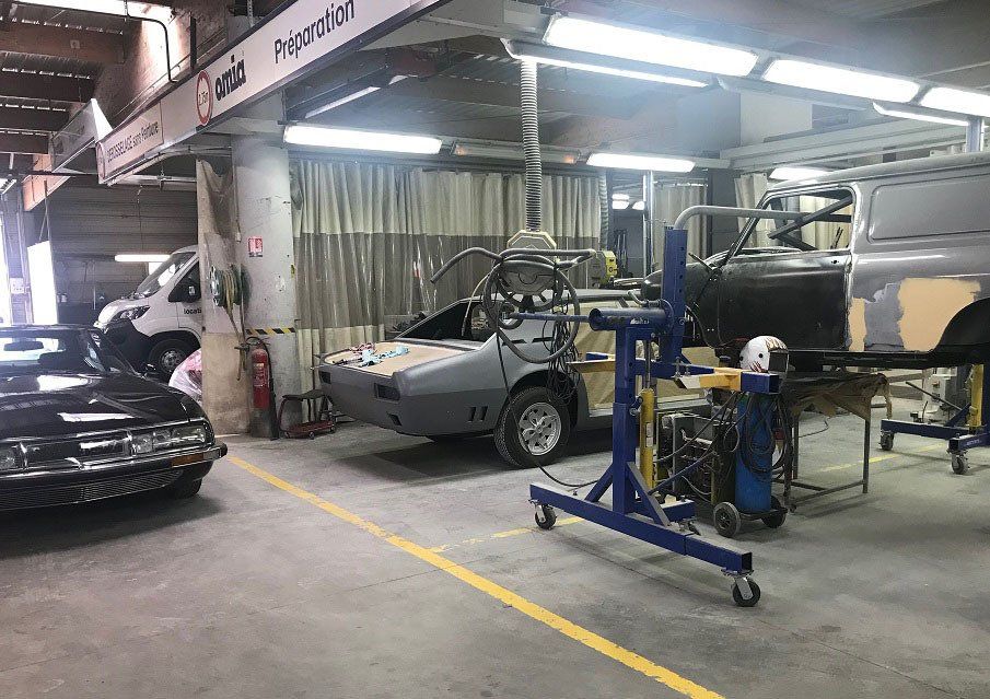 Image restauration véhicule ancien