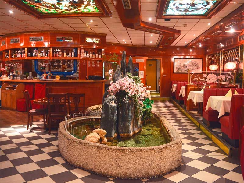 China Restaurant Goldene Sonne, Erlangen | Traditionelle chinesische Speisen Büffet: Das Büffet bietet alles an, was das Herz begehrt. Die perfekte Möglichkeit, um Verschiedenes durchzuprobieren!